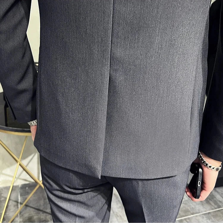 Blazer Masculino em Algodão Bianchino BC189 - Corte Slim Fit e Acabamento Refinado, Perfeito para Ocasiões Formais e Casuais.