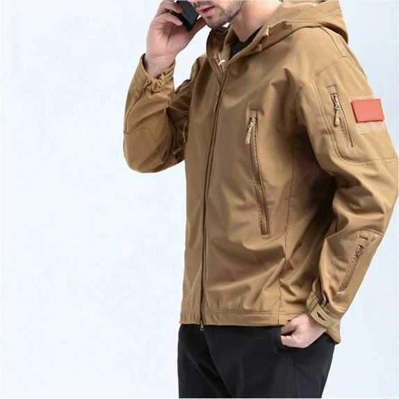 Jaqueta Impermeável Bianchino BC101 - Proteção contra umidade e vento, disponível em cores elegantes e versáteis.