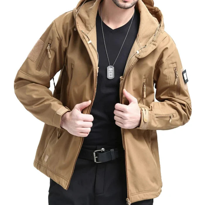 Jaqueta Impermeável Bianchino BC101 - Proteção contra umidade e vento, disponível em cores elegantes e versáteis.