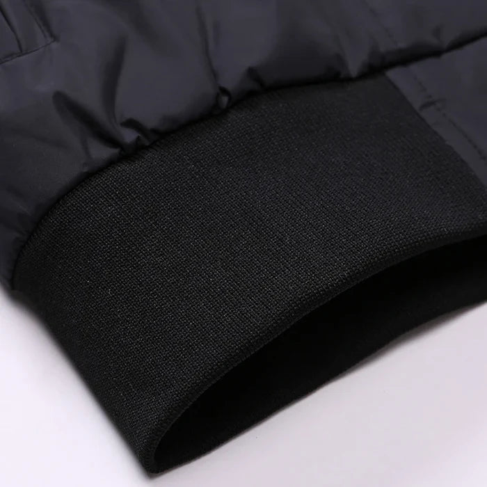Jaqueta Masculina em Algodão Bianchino BC109 - Algodão premium, modelagem sofisticada e fechamento em zíper.