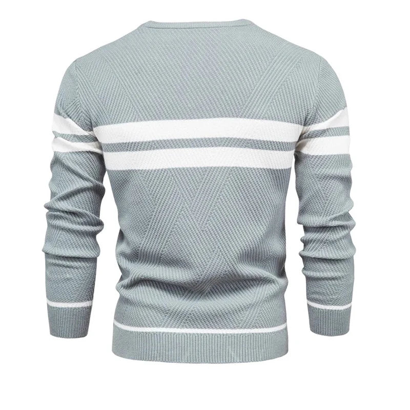 Suéter Masculino em Lã Bianchino BC176 - Slim Fit com Gola Redonda Clássica, Tecido Premium e Costuras Reforçadas para Elegância e Durabilidade.