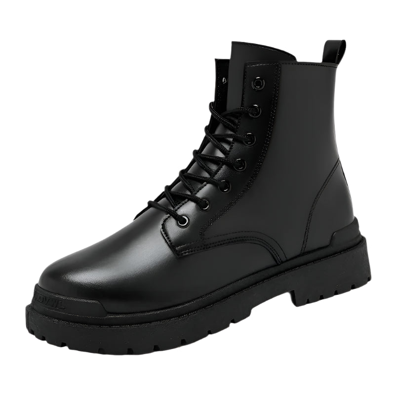 Bota Masculina em Couro Bianchino BC266 com forro acolchoado, solado antiderrapante e acabamento refinado para conforto e elegância em qualquer ocasião.