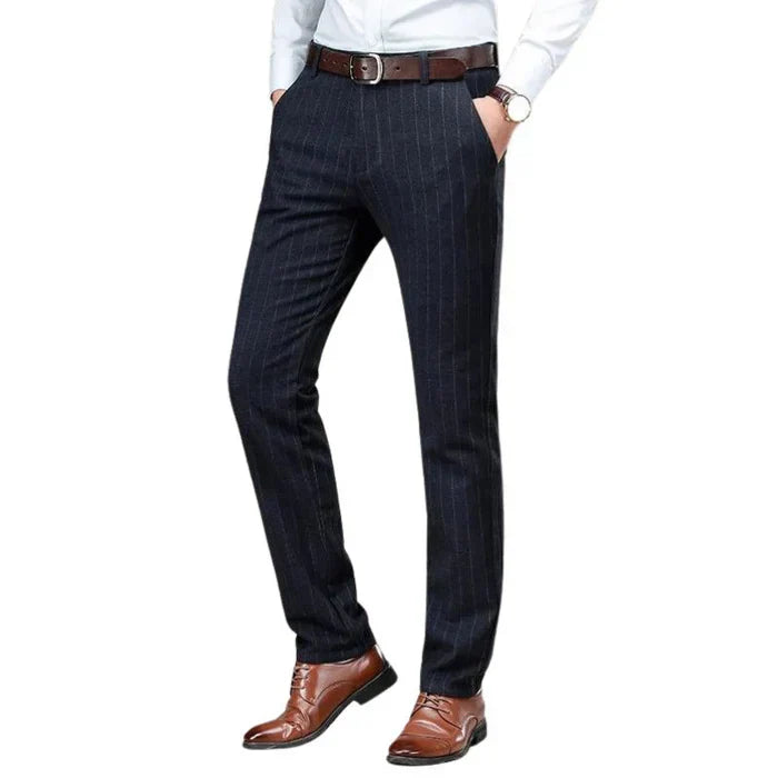 Calça Social Listrada Masculina Bianchino BC229 - Corte ajustado e sofisticação atemporal.