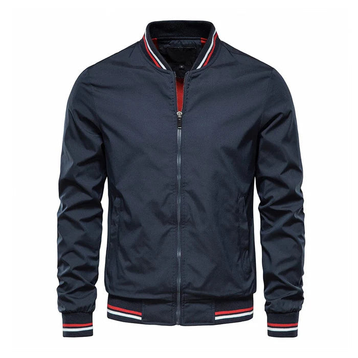 Jaqueta Casual Masculina Bianchino BC103 - Design urbano, bolsos com zíper e conforto térmico para um estilo versátil.








