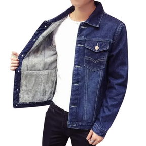 Jaqueta Jeans Masculina Bianchino BC133 - Design sofisticado em jeans premium com isolamento térmico e caimento elegante.







