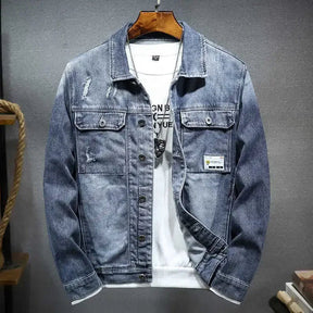 Jaqueta Jeans Masculina Bianchino BC153 - Design sofisticado, jeans premium e isolamento térmico eficiente. Estilo versátil para diversas ocasiões.







