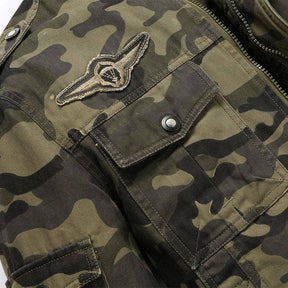 Jaqueta Masculina Camuflada Bianchino BC151 - Visual robusto, isolamento térmico e estilo militar moderno.







