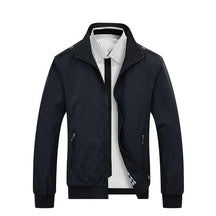 Jaqueta Masculina Casual Bianchino BC152 - Conforto térmico, modelagem ajustada e impermeabilidade para um estilo moderno e versátil.







