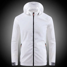 Jaqueta Masculina Corta Vento Impermeável Bianchino BC145 - Proteção contra vento e chuva com estilo e praticidade.







