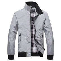 Jaqueta Masculina em Algodão Bianchino BC109 - Algodão premium, modelagem sofisticada e fechamento em zíper.








