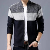 Jaqueta Masculina Grossa de Lã Bianchino BC122 - Estilo clássico, aquecimento eficiente e caimento sofisticado.







