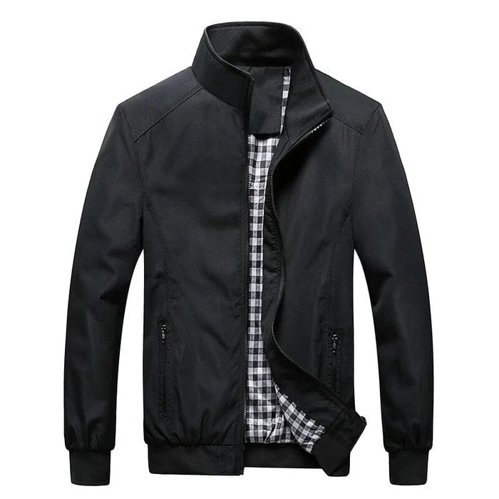 Jaqueta Masculina Bianchino BC124 - Poliéster resistente, forro xadrez e caimento elegante para um visual sofisticado.







