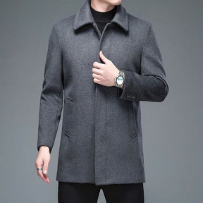 Sobretudo Social Masculino Curto em Lã Bianchino BC218 - Elegância compacta e versátil.