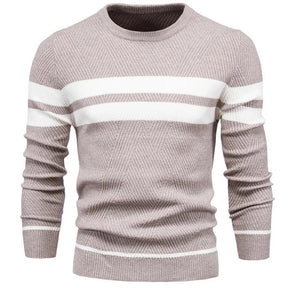 Suéter Masculino em Lã Bianchino BC176 - Slim Fit com Gola Redonda Clássica, Tecido Premium e Costuras Reforçadas para Elegância e Durabilidade.