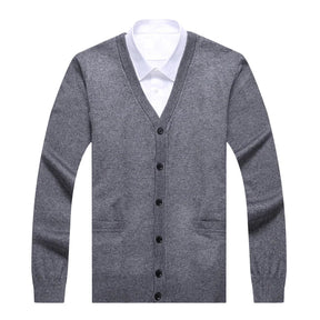 Suéter Masculino Slim Fit em Lã Bianchino BC184 - Design Versátil com Gola Redonda e Tecido Macio. Estilo e Conforto para Composições Casuais ou Formais.